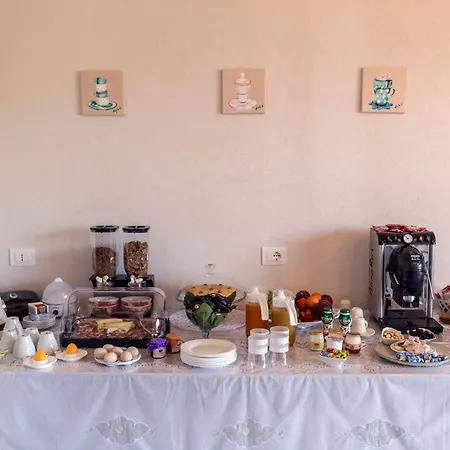 Orchidea Couette-café 4*