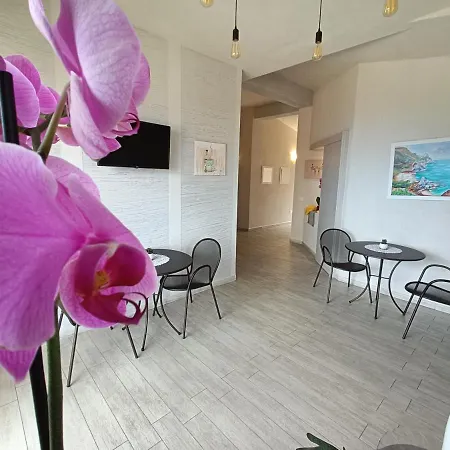 住宿加早餐酒店 Orchidea 4*