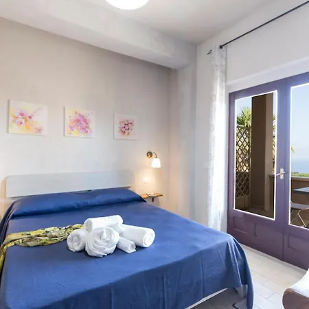 Bed & Breakfast Orchidea Ricadi