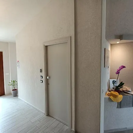 Orchidea Nocleg ze śniadaniem Ricadi